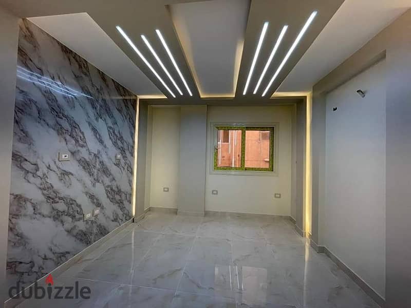 للبيع شقة 240م متشطبة بالكامل فى ارقى كمبوند بقلب زايد القديمة For sale apartment 240m fully finished n the finest compound in the heart of old Zayed 1