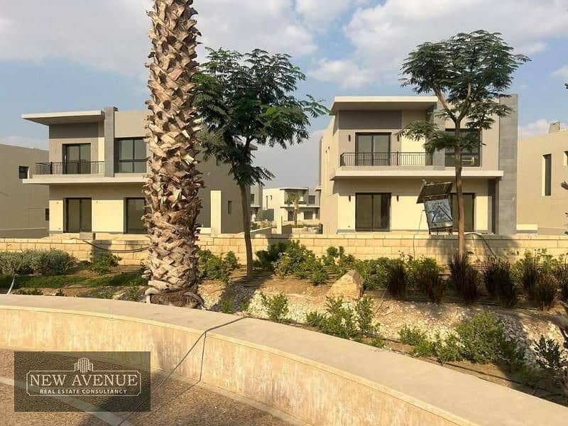 Town house corner for sale - swan lake new cairo 1