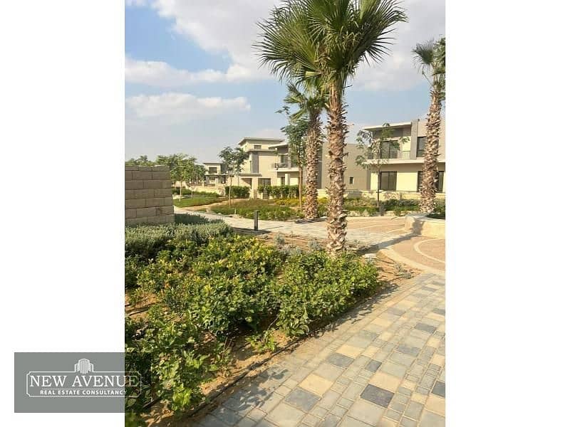 Town house corner for sale - swan lake new cairo 2