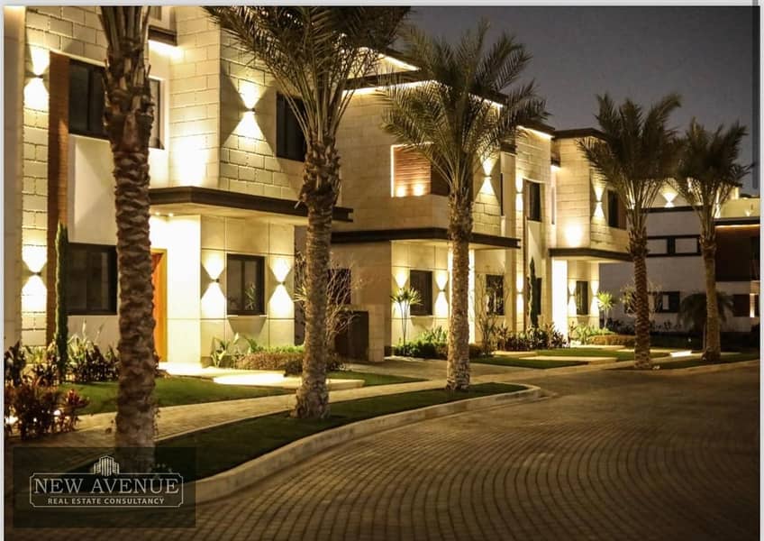 Townhouse for sale in azzar compound 3