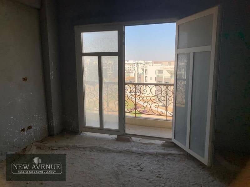 Semi finished Apartment in Hyde park New cairo 8