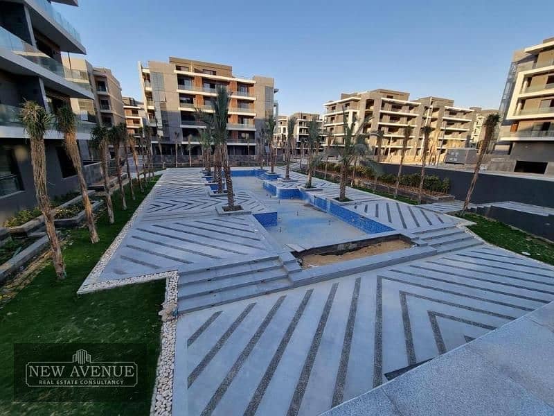 Ground Apartment with garden in Patio Oro 5