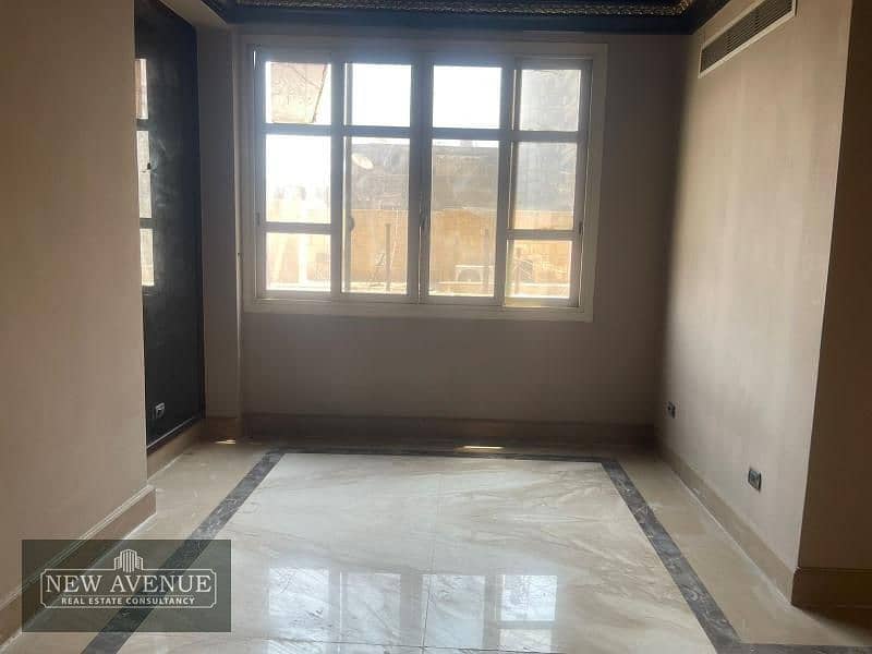 Finished admin building for Rent - Masr el gedida - MO/HR 40 5