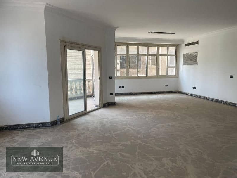 Finished admin building for Rent - Masr el gedida - MO/HR 40 13