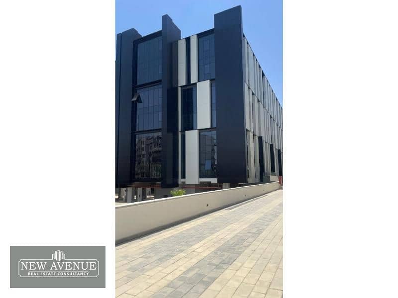 Office 338 sqm for sale at Hyde park New Cairo 6