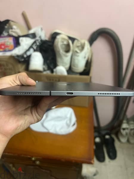 iPad Pro 2018 11 inch + شريحه 4