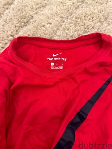 Original Nike T-shirt red size M(اوريجينال نايك تيشيرت احمر مقس ميديم) 1