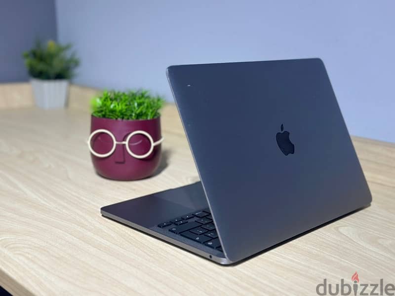 Macbook Pro M1 100% 2