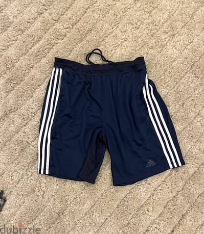 Original Adidas Shorts Size M (شورت اديداس رجالي مقس ميديم)