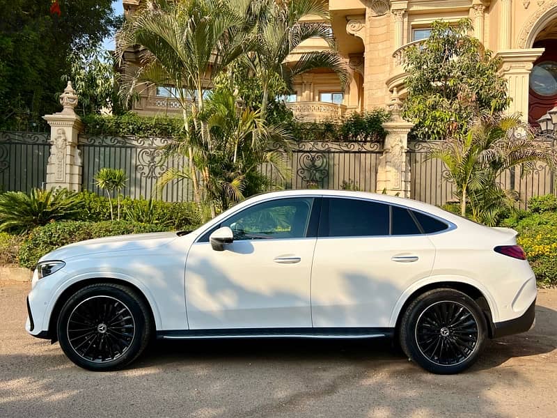 Mercedes-Benz GLC 200 AMG Coupe 2024 4