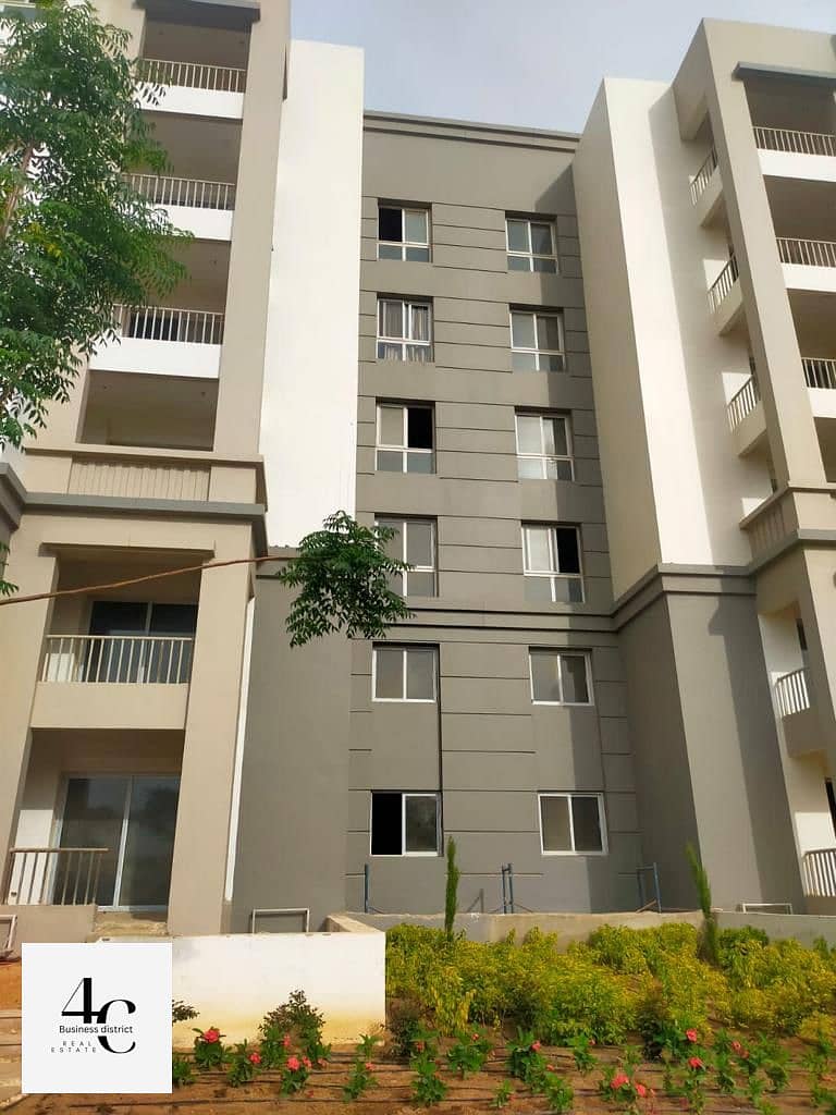 Lowest price in hyde park apartment 3 bedrooms 187m ready to move view landscape 6