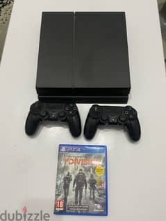 Playstation 4 1 tb with two original controllers