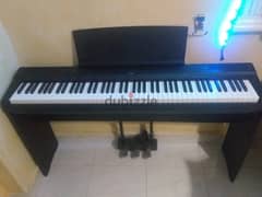 Electric piano  Yamaha Piano P-125 + Yamaha stand