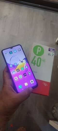 فون itel p40 4g بالعلبة بتاعته 
مساحة داخلية 64 جيجا
رامات 4 + 4