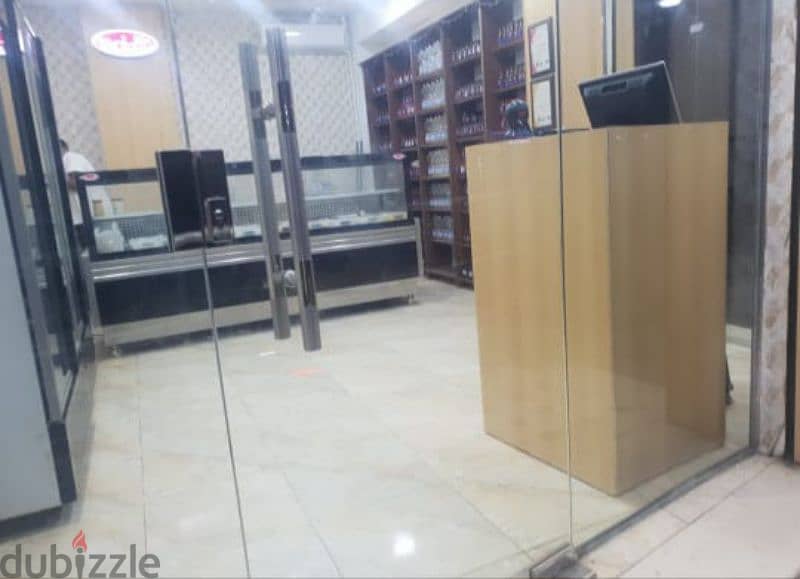 باب زجاج سكوريت جديد المقاس 290 عرض * 270 ارتفاع 0