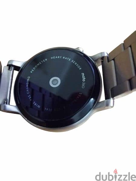 ساعة موتوريللا moto 360 2ge 13