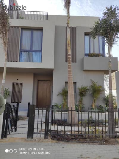 Town House fully finished for sale at sodic east el shorouk near to madinaty