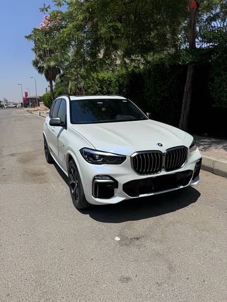 BMW X5 2021 1