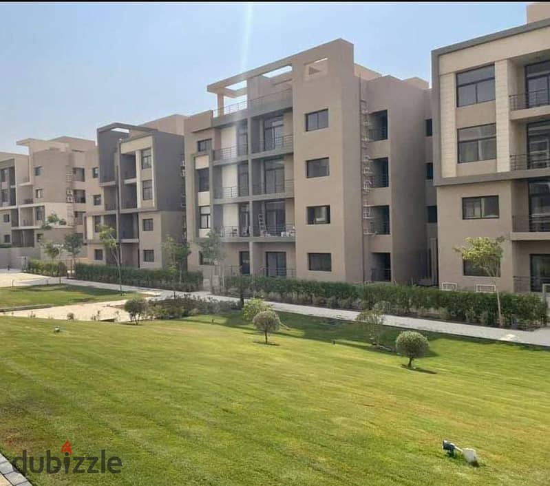 Ground 205m with Garden for Sale in Fifth Square with installment Resale 5