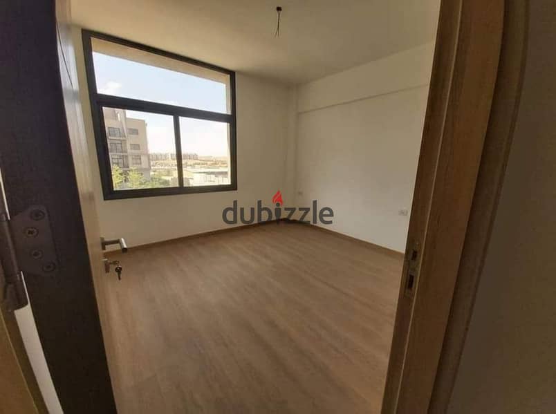 Ground 205m with Garden for Sale in Fifth Square with installment Resale 13