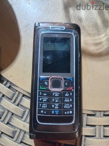 Nokia E90 0