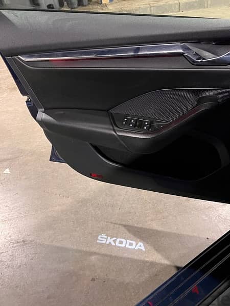 Skoda Octavia 2021 9