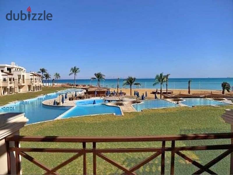 للبيع شاليه 3 غرف ارضى بجاردن + استلام فورى + Sea View فى العين السخنة بقرية بلو بلو Blue Blue 0