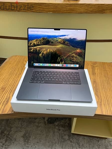 Macbook Pro M3 Max 36GB 16 Inch 1 tera جديد تماما عربي بضمان سنة 4