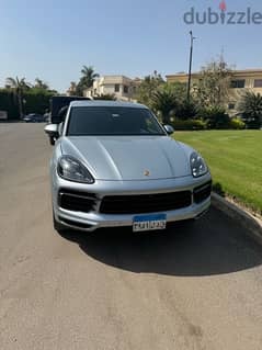 Porsche Cayenne-S  2020 0