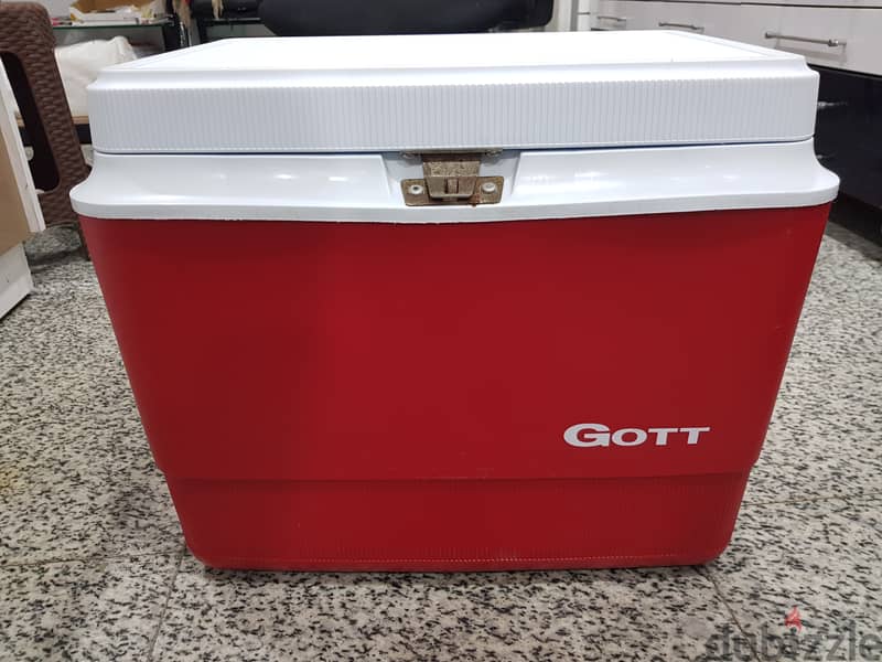 ايس بوكس جوت Ice box GOTT 0