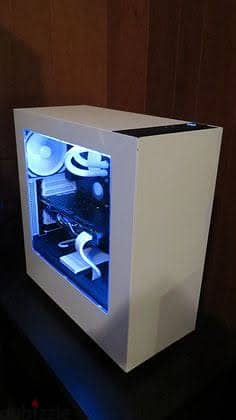 **كيس NZXT 340 White Mid Tower**