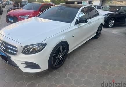 Mercedes-Benz E350e AMG 2018