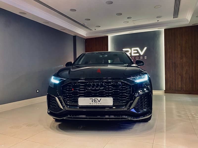 Brand new Audi RSQ8 2023 QUATTRO 5