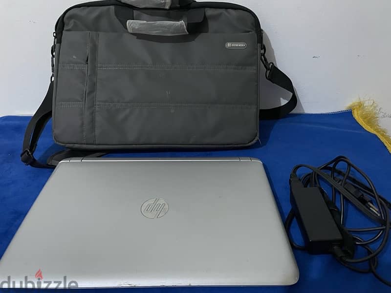 لابتوب hp للدراسه والبرمجه ومعاه شنطه هديه 0