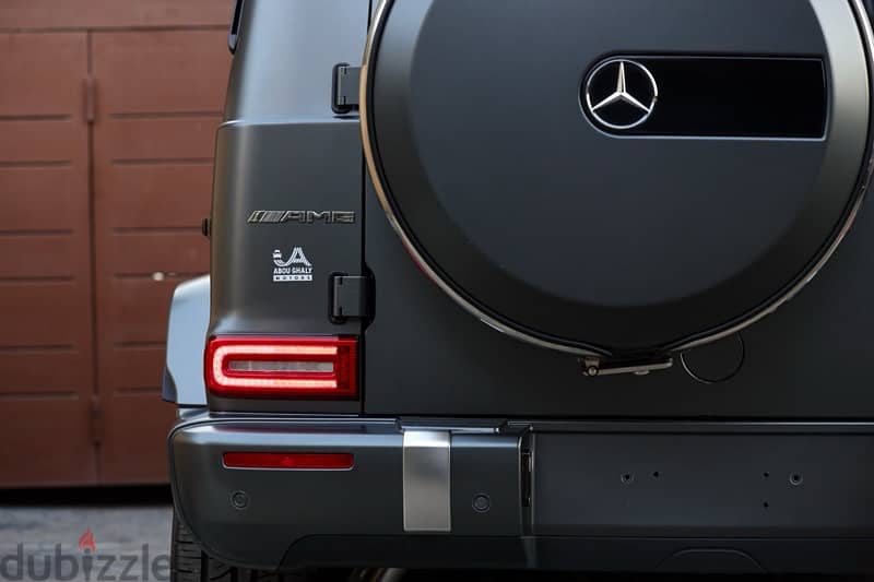 Mercedes G63 AMG  Model : 2022 Matte Grey X RED Wakil 13