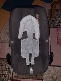 maxi cosi pebble carseat