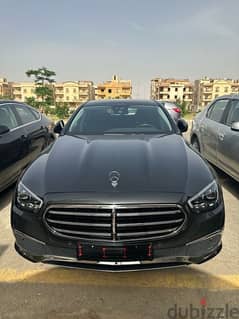 Mercedes E200 من المالك