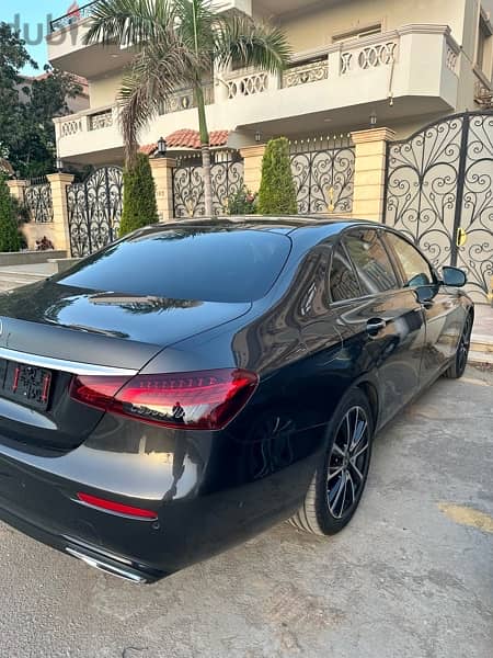 Mercedes E200 من المالك 7