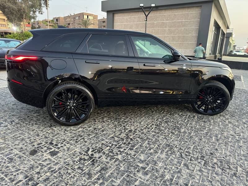 Range Rover velar 2025 4