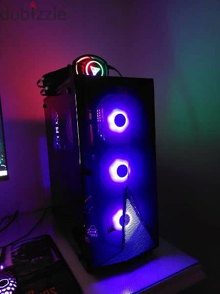 Gaming pc with all accessories للبيع 7