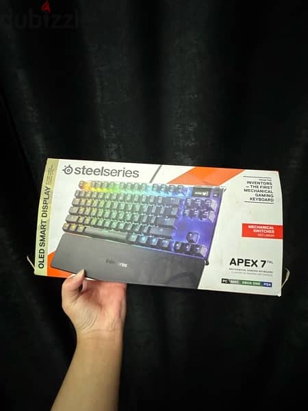 SteelSeries Apex 7 TKL - Mechanical Gaming Keyboard 2