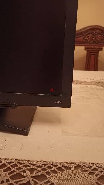 شاشة كمبيوتر benq 2