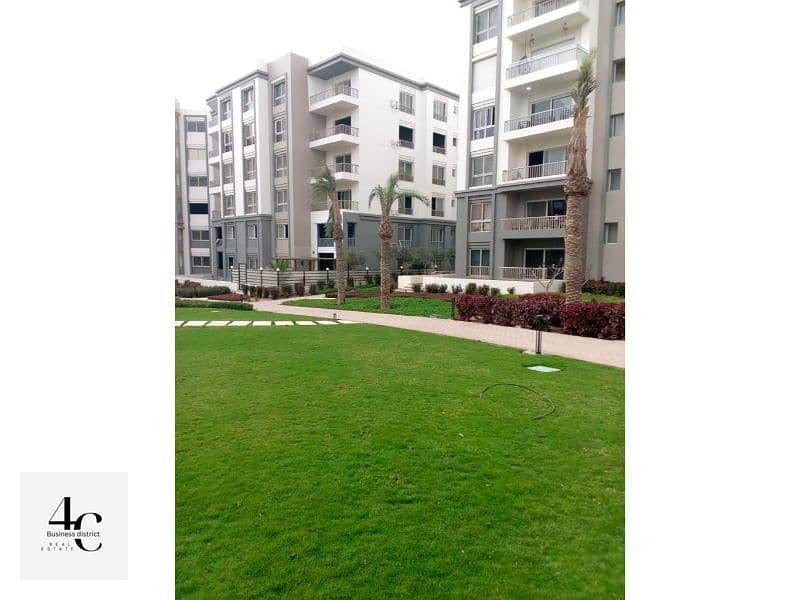 Apartment 192m for sale lowest down payment and instalments 3 bedrooms in Hyde Park in Fifth settlements 5