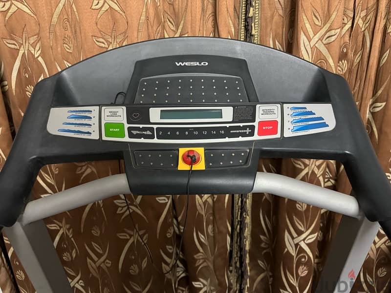 weslo Treadmill ( light use ) 1