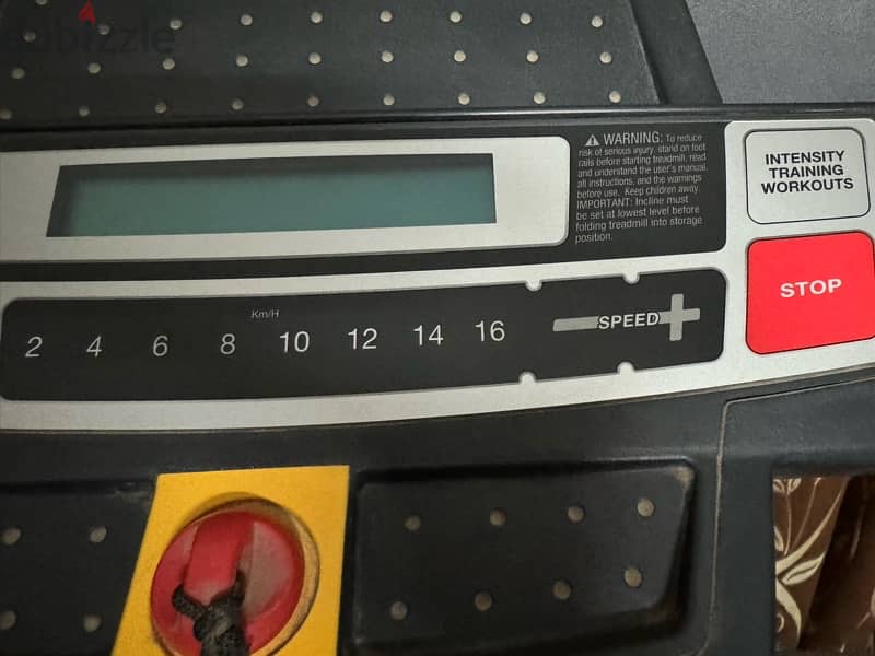 weslo Treadmill ( light use ) 4