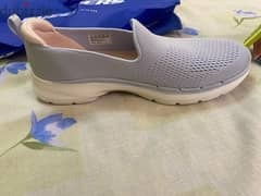 Skechers original size 39