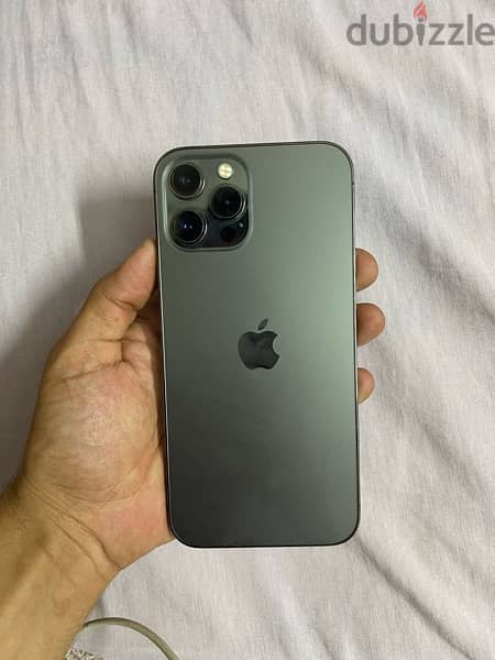 iphone 12 pro max ايفون ١٢ برو ماكس 4