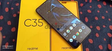 Realme C 35