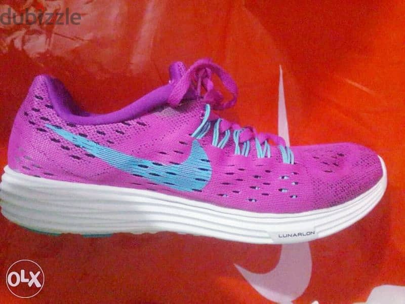 Nike running shoes size 39 5