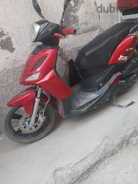 اسكوتر هاوجين 200cc 5